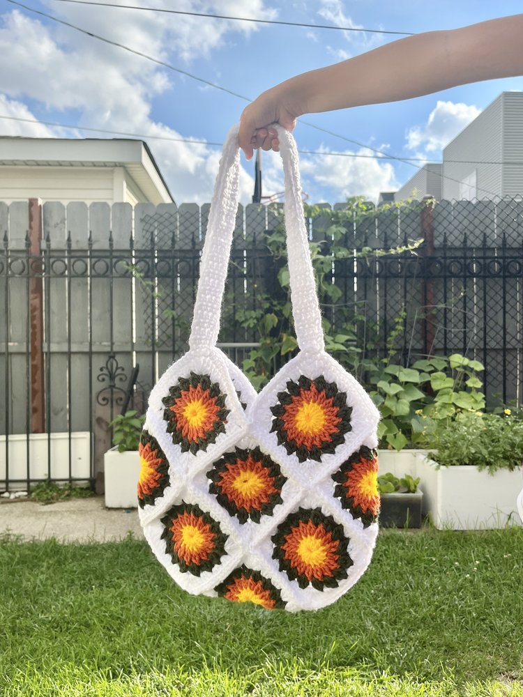 Sunburst Granny Square Crochet Bag (White Bag)